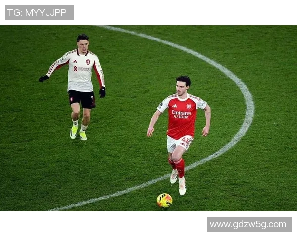 友谊赛尤文图斯与利物浦激战成平局绝杀瞬间引发全场热烈反响