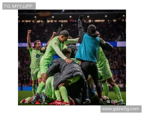 中超精彩对决里昂大胜利物浦五球逆转引发全场沸腾