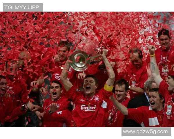 世界杯精彩对决那不勒斯与利物浦战成平局绝杀瞬间引发全场狂欢